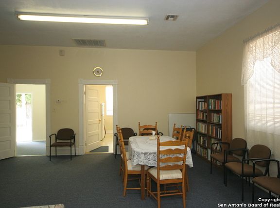4th image of 234 W Cevallos