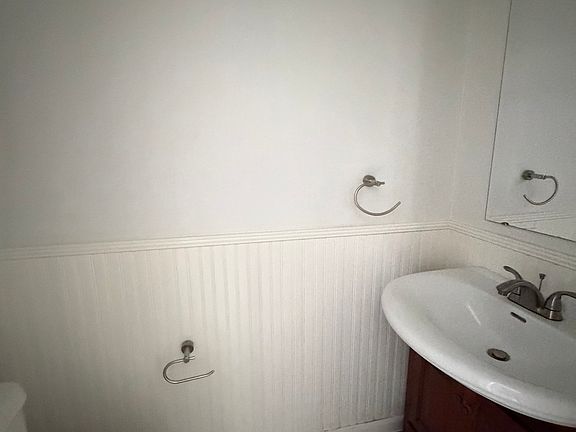 5th image of 5671 Charleston St #60