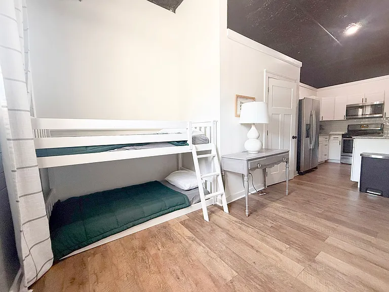 209 S Church St — Photo 24