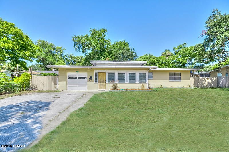 1st image of 143 Myra Blvd