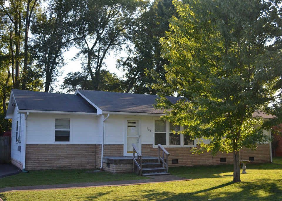 1st image of 703 Spencer Dr