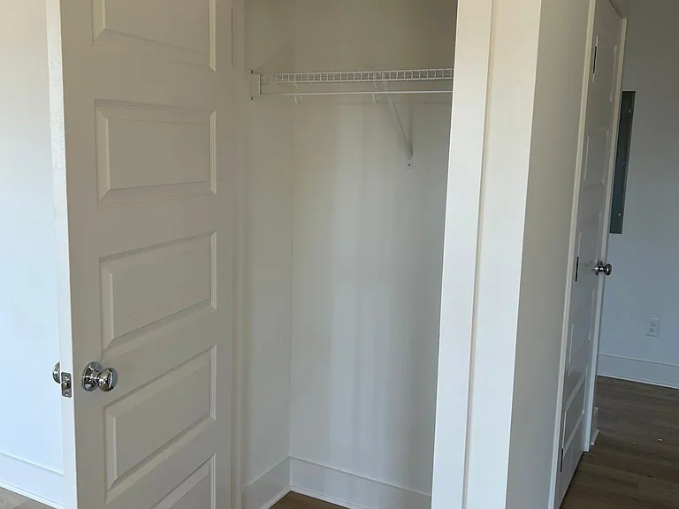 52 Chestnut Ridge Ave — Photo 4