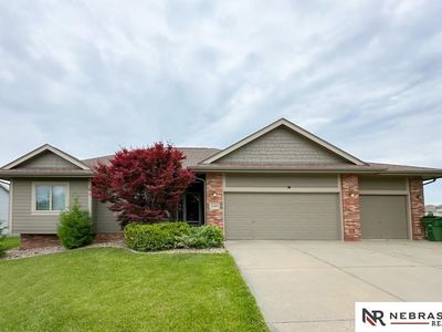 21204 Hampton Dr, Gretna, NE, 68028