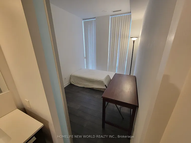 28 Wellesley St E #507 — Photo 5