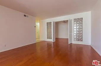 10747 Wilshire Blvd #904 — Photo 8