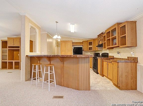 5th image of 115 County Road 3828