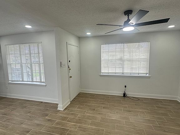 5th image of 2512 Wyoming Dr