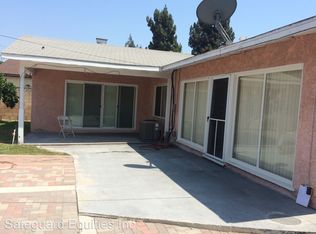 9533 Abbotsford Rd, Pico Rivera, CA 90660