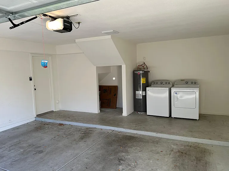 201 S Rush Cir E — Photo 10