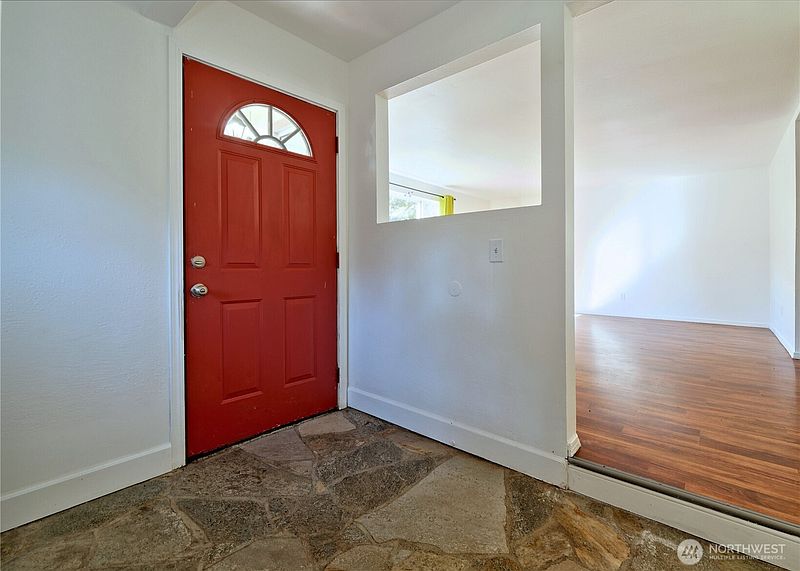5th image of 2508 S 284th Street
