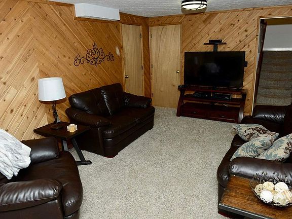 3rd image of 8287 Coppernail Way Unit 13-4