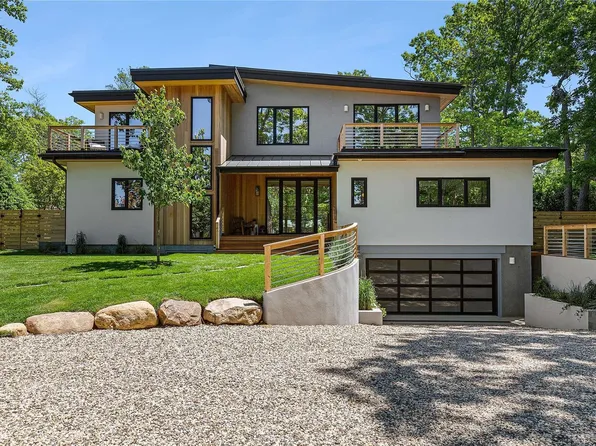 99 Runnymeade Drive, East Hampton, NY 11937