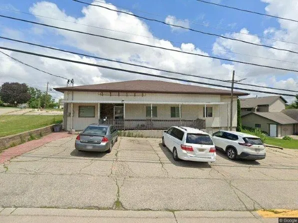 615 S Chestnut St, Platteville, WI 53818