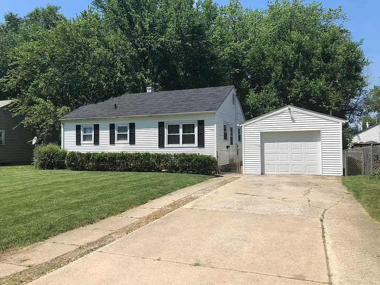 1105 Chicago St — Photo 1