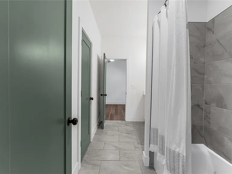 598 Formwalt St SW #A — Photo 26