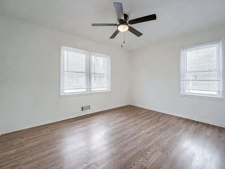 11409 E 31st St S — Photo 7