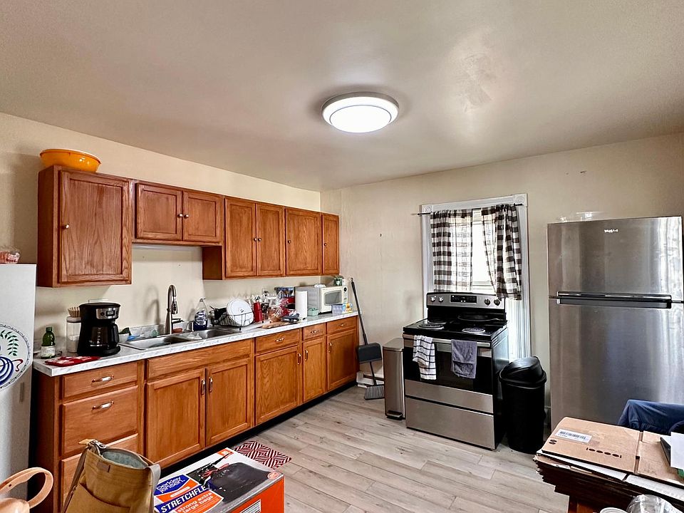 6 Commercial St 3, Kittery, ME 03904 Zillow