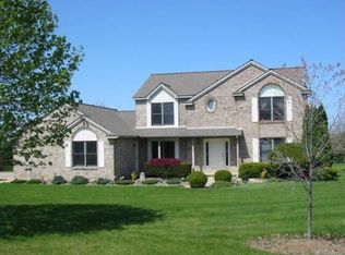 2154 McCormick Dr, Saline, MI