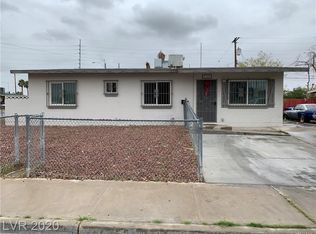 5240 Forrest Hills Ln, Las Vegas, NV 89108