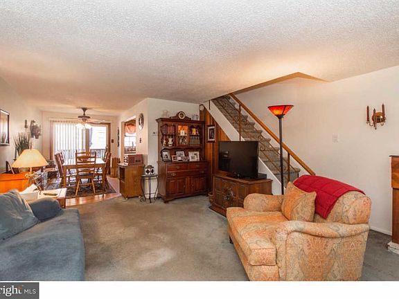 2nd image of 5463 Houghton Pl