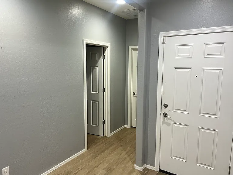 21391 W Monte Vista Rd — Photo 4
