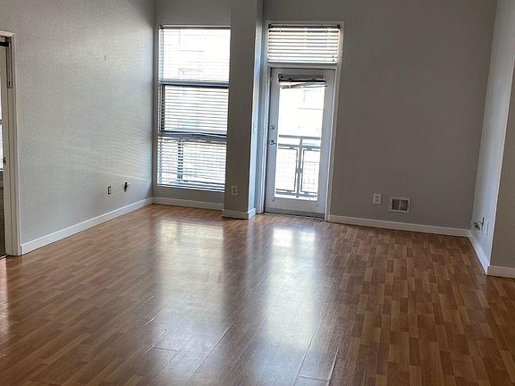 2nd image of 777 6th Ave Unit 423