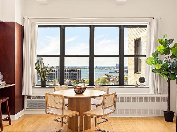 2nd image of 150 Joralemon St APT 12H