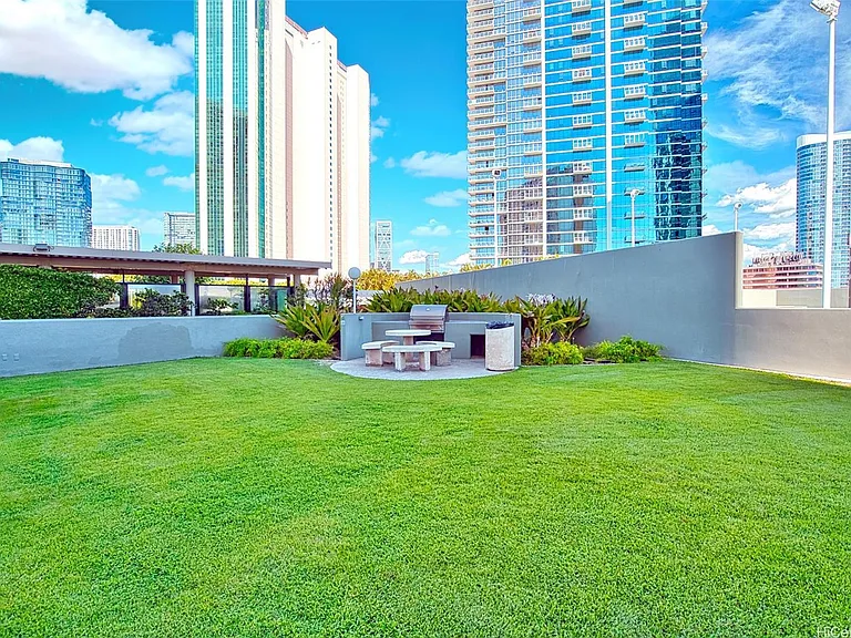 88 Piikoi St #3907F — Photo 53