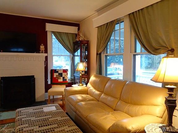 5th image of 908 W Colonial Ave