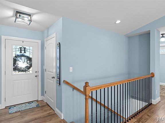3rd image of 116 Walnut Hill Ct
