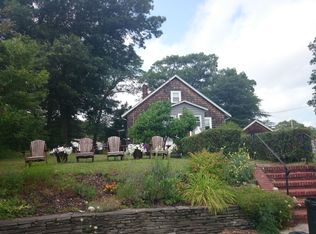 37 Alleyne St, West Roxbury, MA 02132