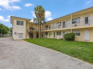 71 NW 76th St APT 6, Miami, FL 33150