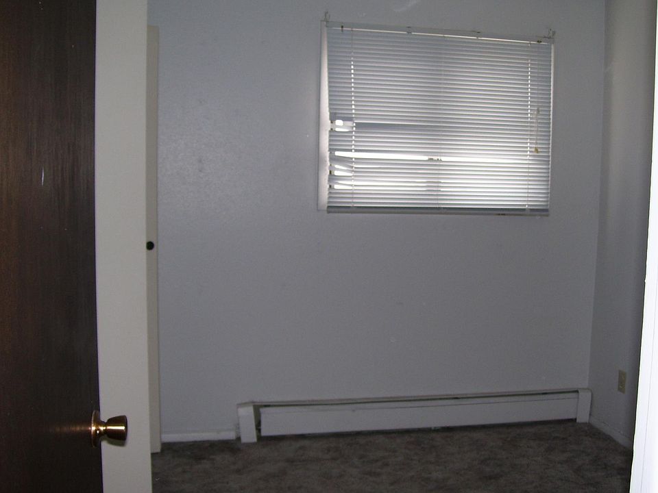 1st image of 2119 Thomas Ave APT B