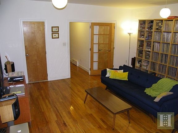 3rd image of 13 Avenue A APT A