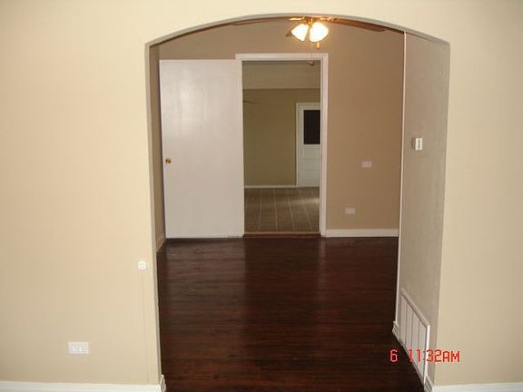 living room looking to formal