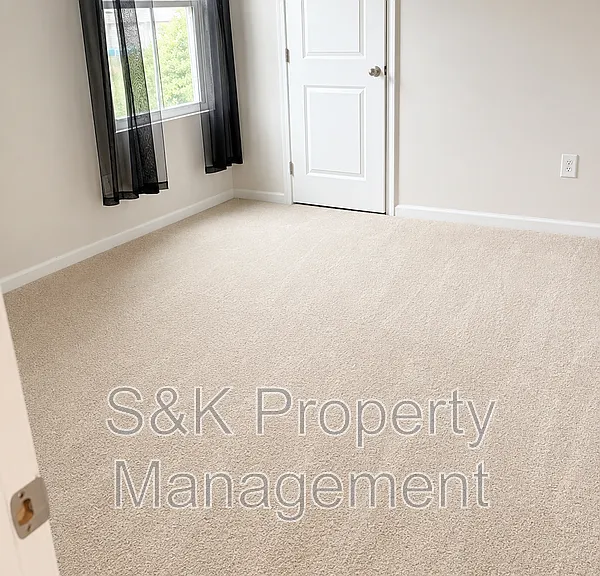 112 Overstreet Ct — Photo 5