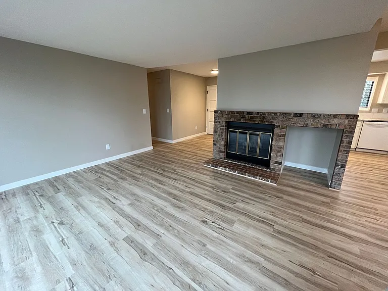4387 Imperial Dr — Photo 17