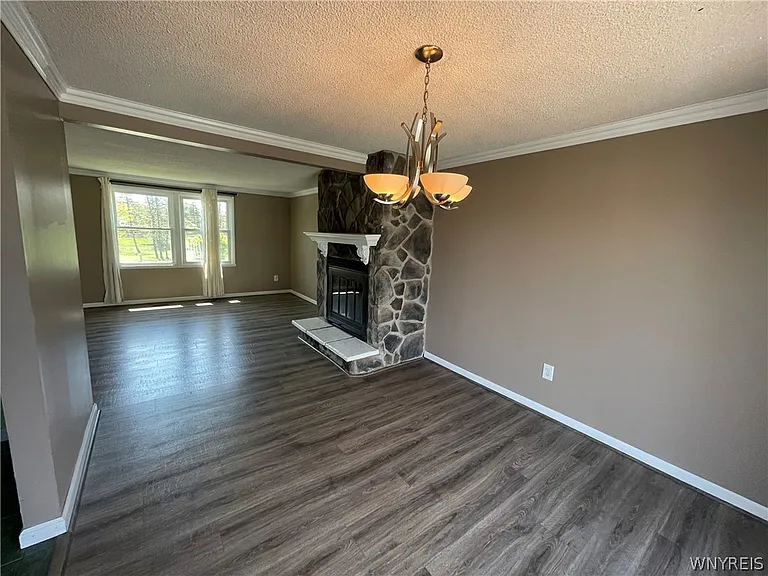 16 W Klein Rd — Photo 4