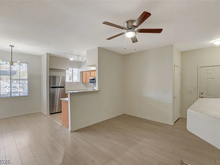 9050 W Warm Springs Rd #1147 — Photo 3