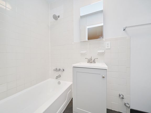 3rd image of 313 E 95th St APT 14