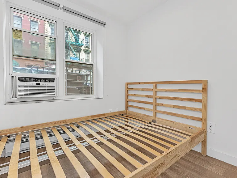 332 E 6th St #2 — Photo 3