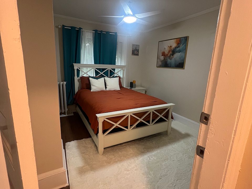 Bedroom 2B- 2nd Floor