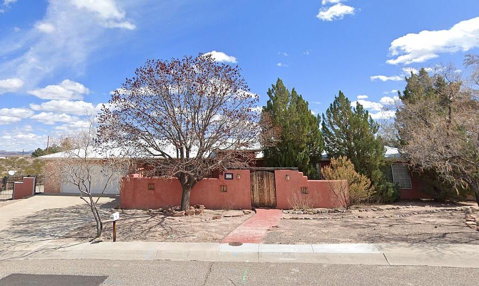 1st image of 911 Belmont Dr