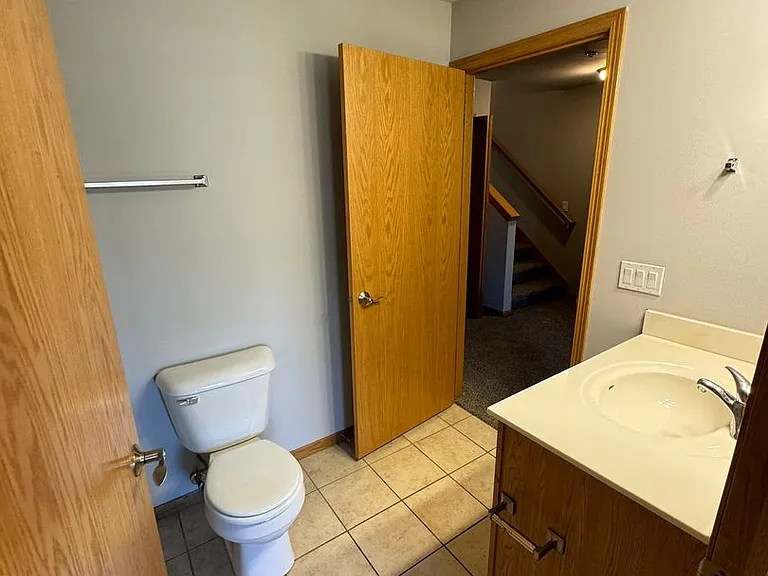 6711 Fairhaven Rd — Photo 7