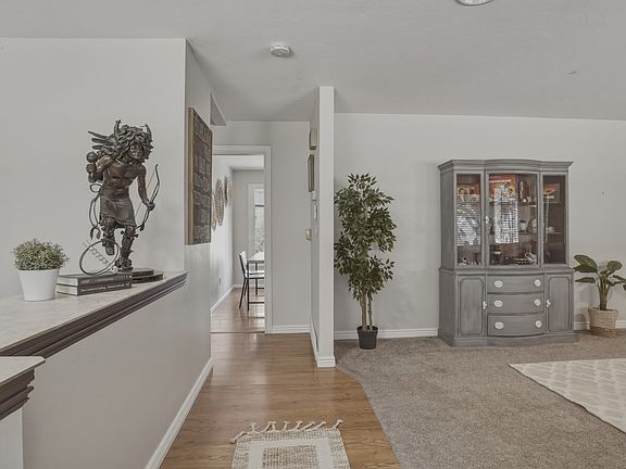 5th image of 2025 E Dimple Dell Rd