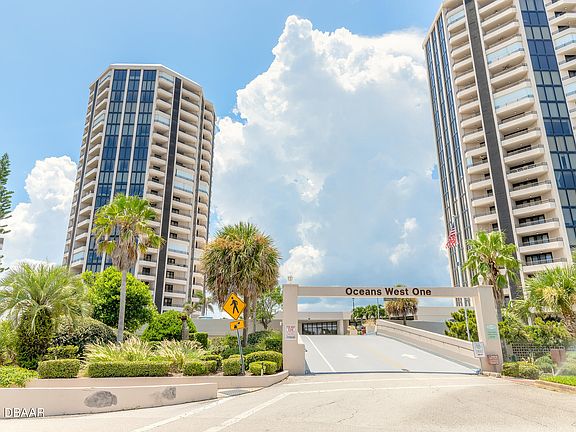 4th image of 1 Oceans West Blvd APT 9B5