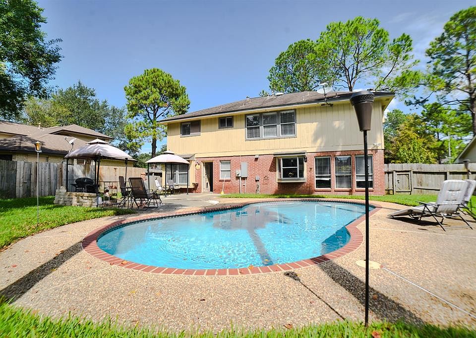 1st image of 21663 Park York Dr