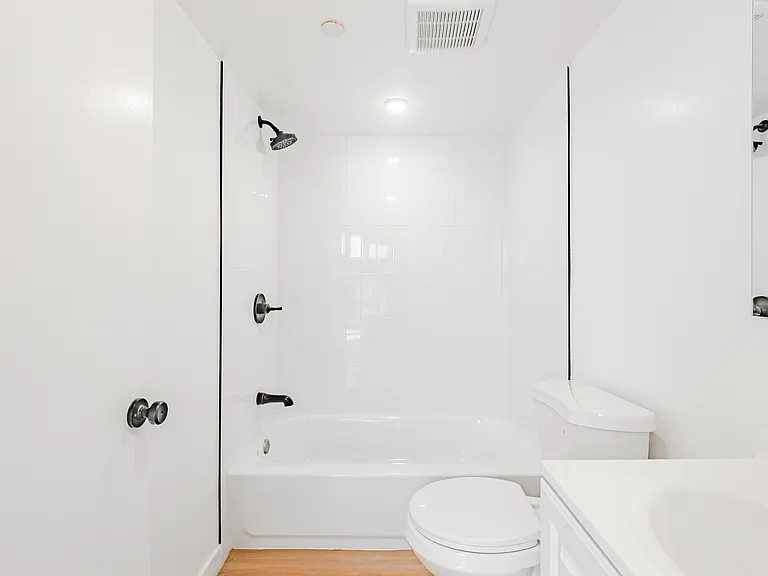1755 N El Cerrito Pl #405 — Photo 15