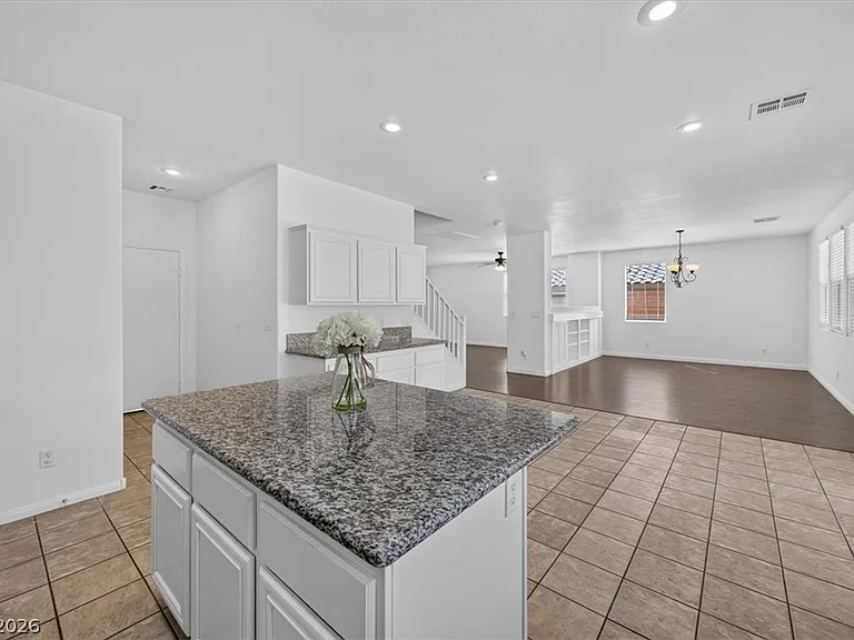 3799 Honey Ridge Ct — Photo 21