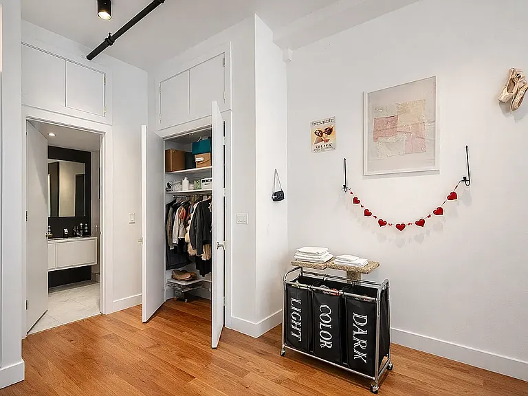 255 McKibben St #204 — Photo 6
